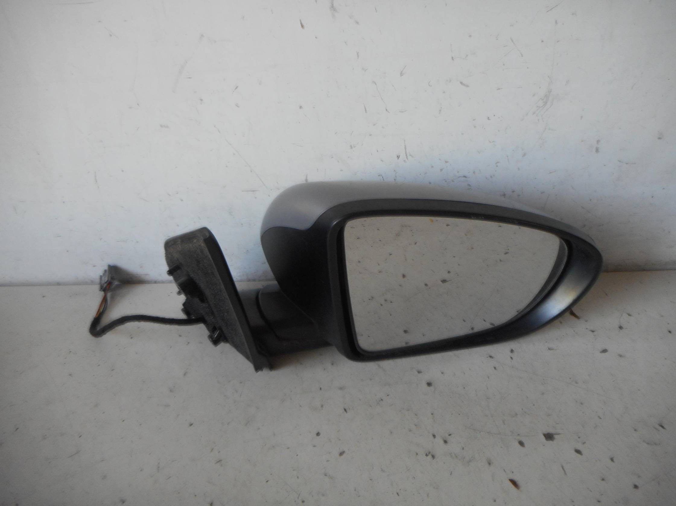 Retrovisore est. regolaz. elettr. dx.